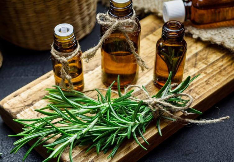 What’s in rosemary extract that makes it good for your skin and hair?